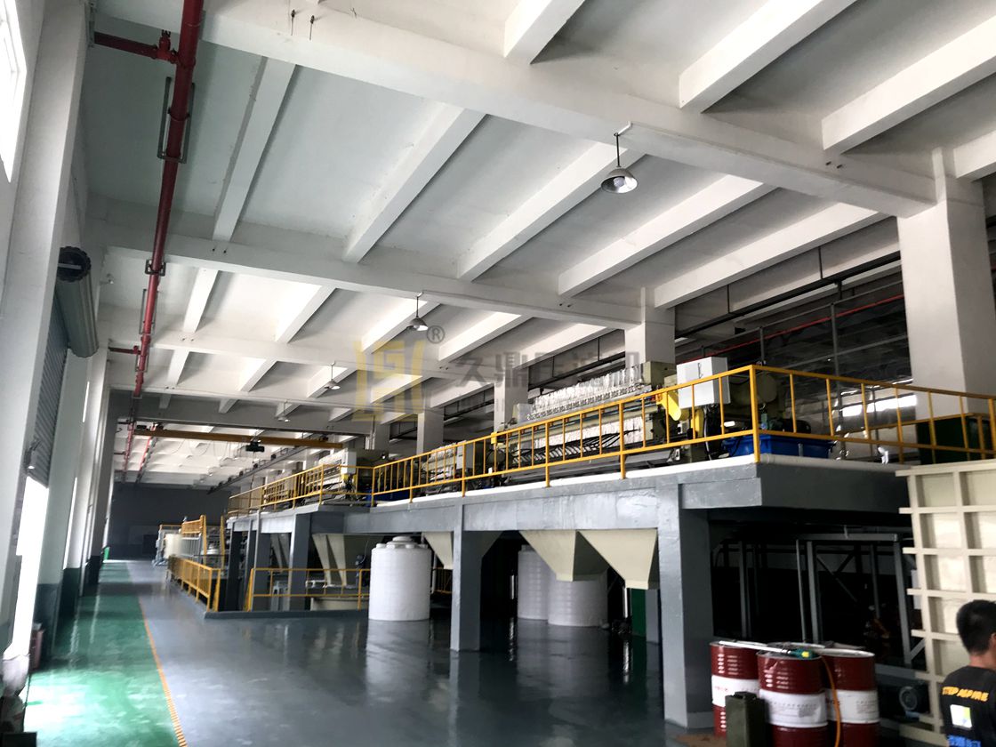 湖北鋰電行業廢水處理，使用4臺250平方翻板式壓濾機 (2).jpg